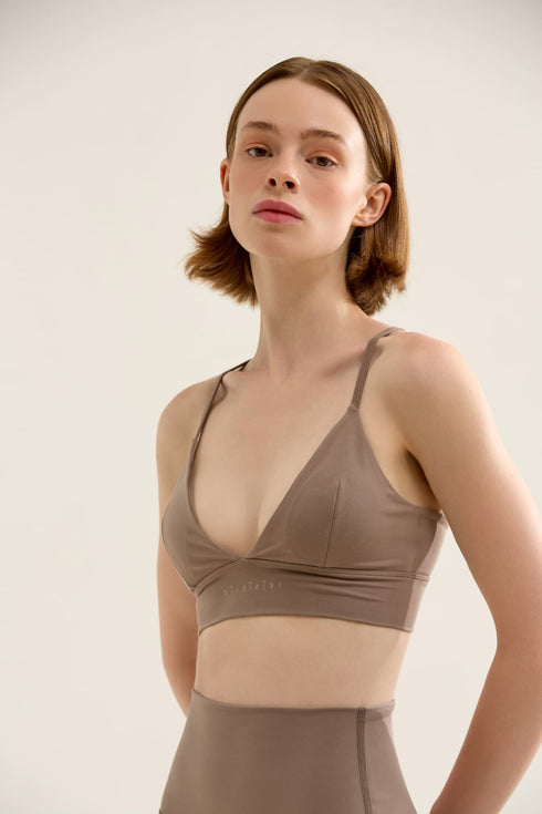 TRIANGLE BRA KUM RENGİ SPORCU VE YOGA SÜTYENİ